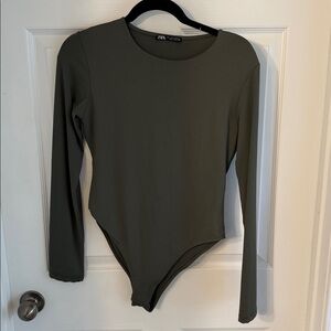 ZARA POLYAMIDE BODYSUIT ARMY GREEN SIZE LARGE